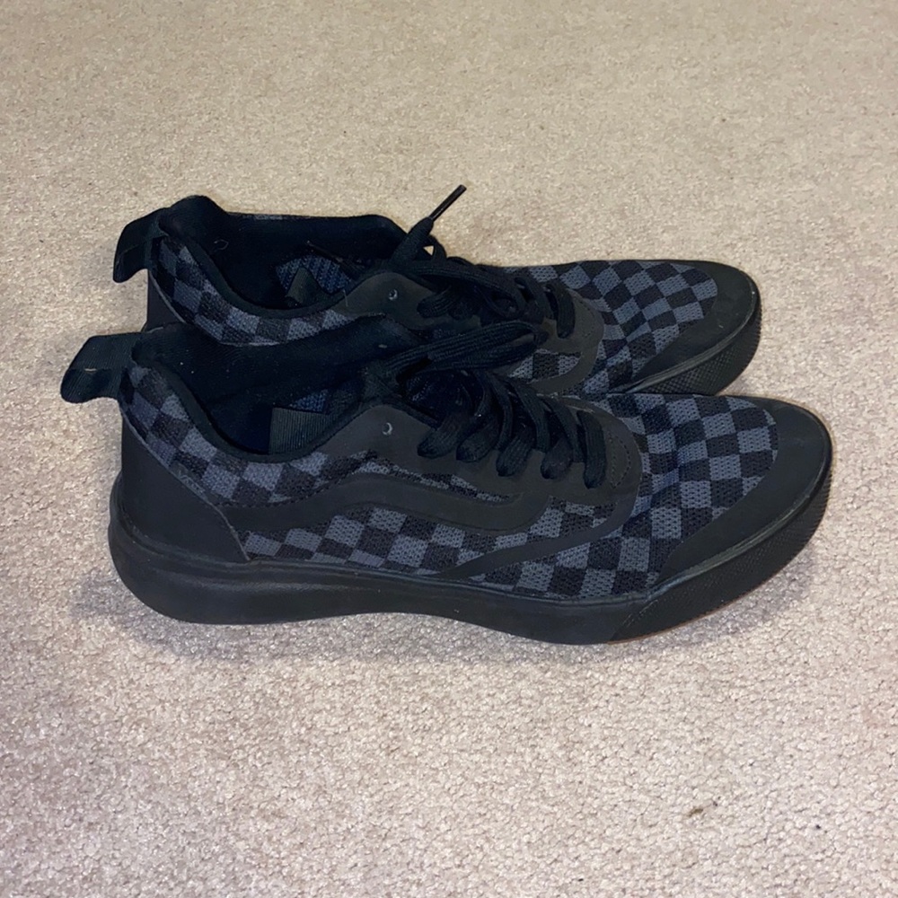 Black/Black checkerboard ultra range Mens Vans